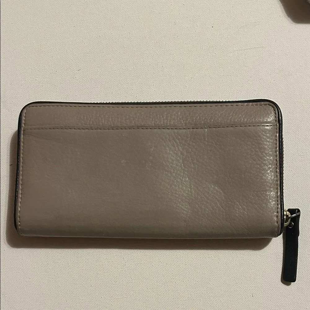 Kate Spade Gray Leather Wallet